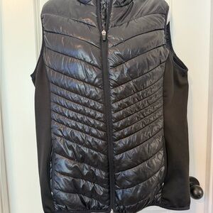 Xersion Black Quilted Vest